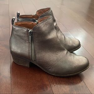 Lucky Brand Gunmetal Leather Booties w Zipper Detailing /Sz 6.5/EUC!!!